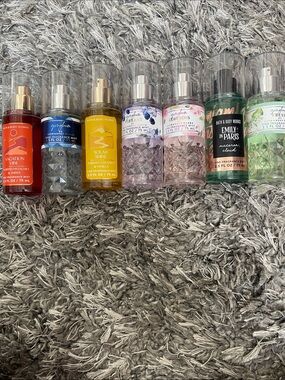 Lot of new mini fragrance mists from bath & body - discontinued scents